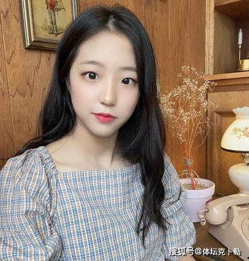 韩国女主播麦妮娜,韩国女主播的崛起与影响力