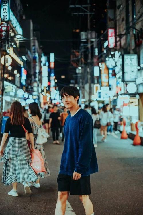 胡梦周女朋友照片,美丽动人，气质出众